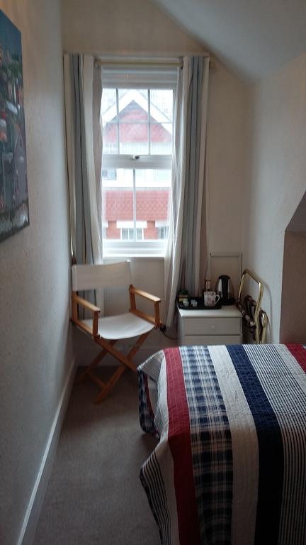 Cambridge House Guest House WTA-toernooi van WTA-toernooi van Eastbourne Kamer foto
