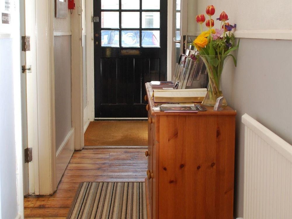 Cambridge House Guest House WTA-toernooi van WTA-toernooi van Eastbourne Buitenkant foto