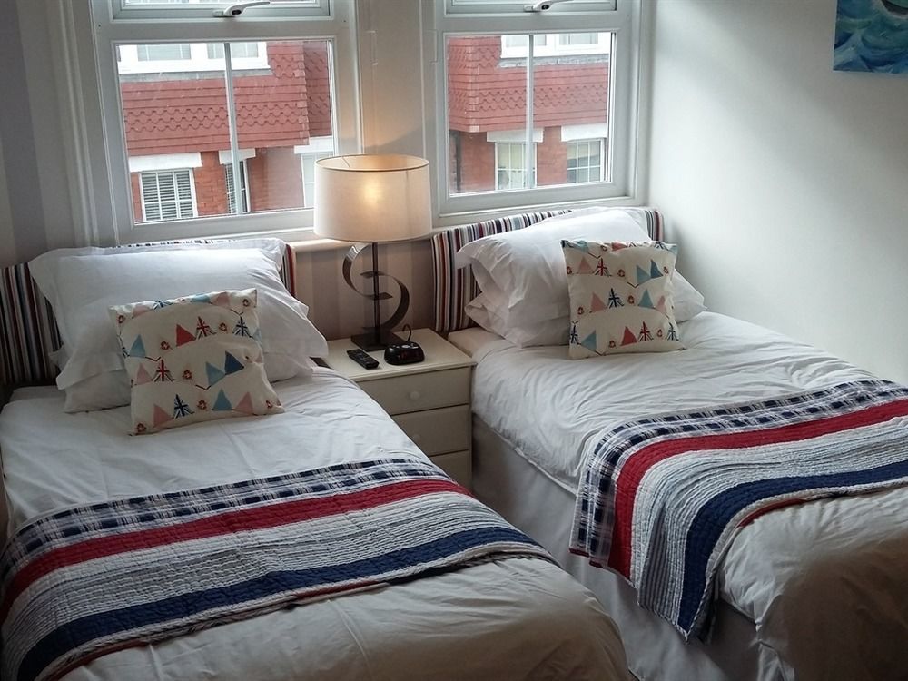 Cambridge House Guest House WTA-toernooi van WTA-toernooi van Eastbourne Buitenkant foto