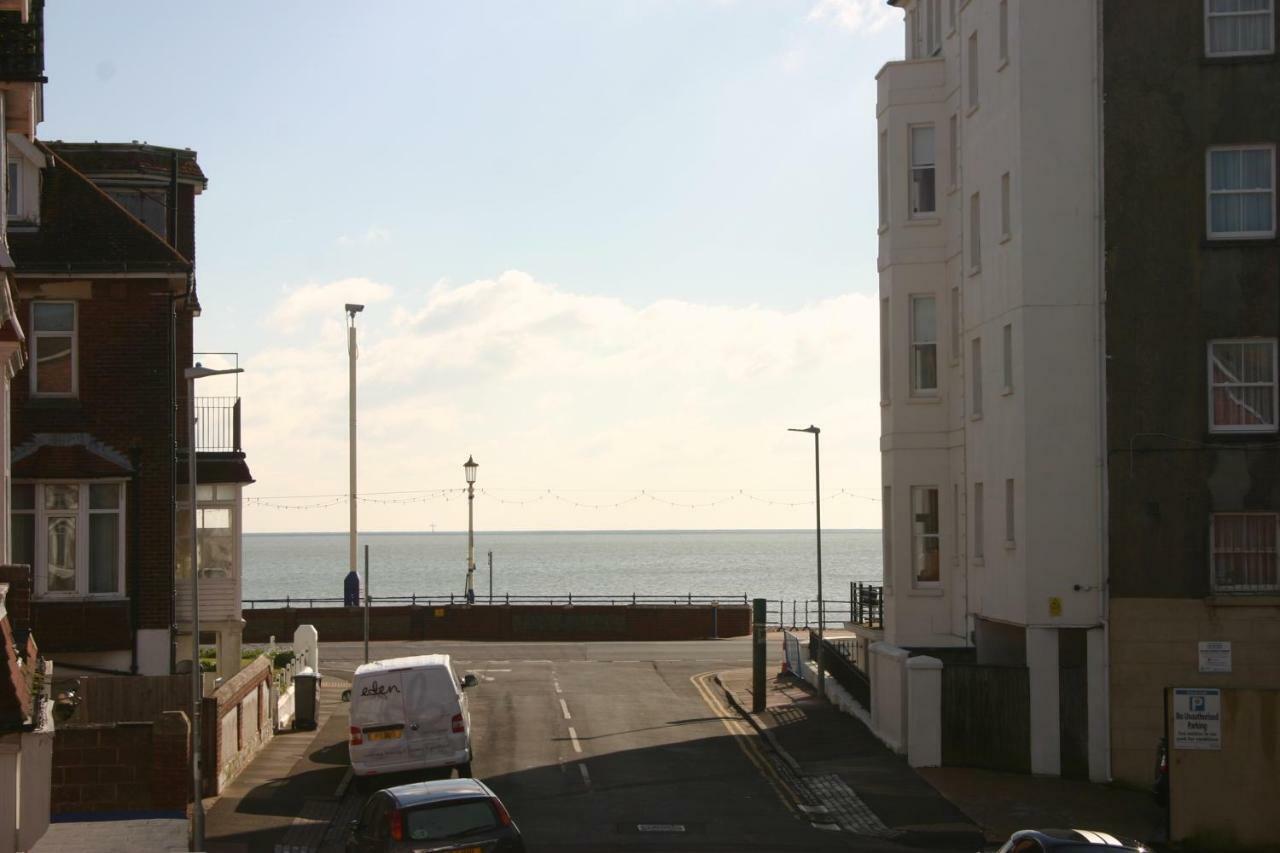 Cambridge House Guest House WTA-toernooi van WTA-toernooi van Eastbourne Kamer foto